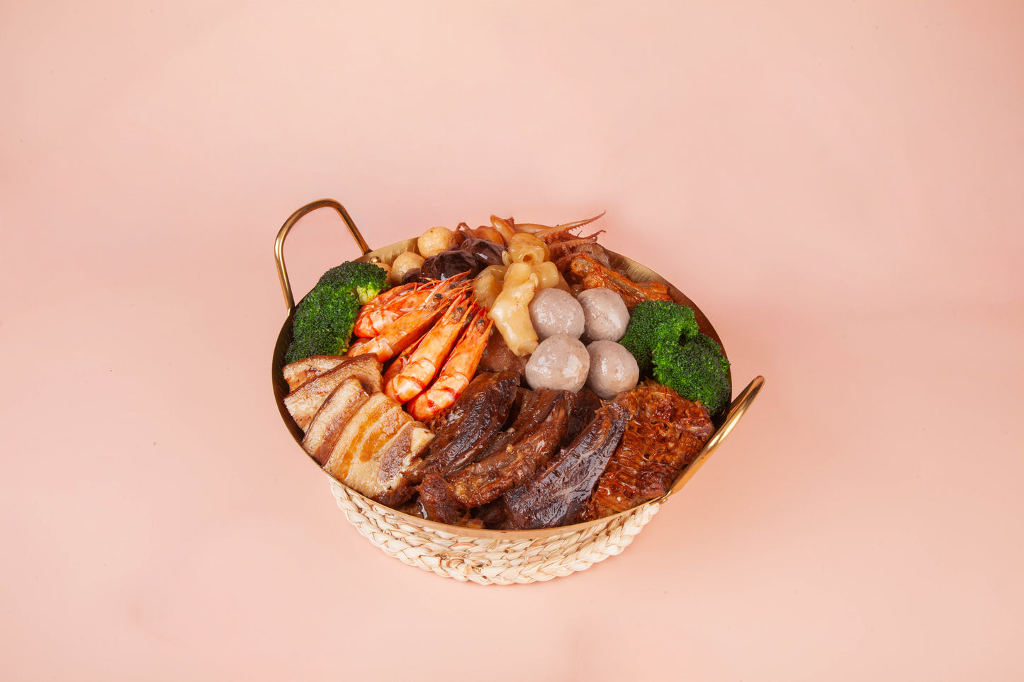 牛大人至尊鮑魚和牛盆菜 (4-6人份)